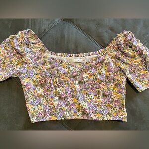 Lush floral puff sleeve sweetheart crop top Med